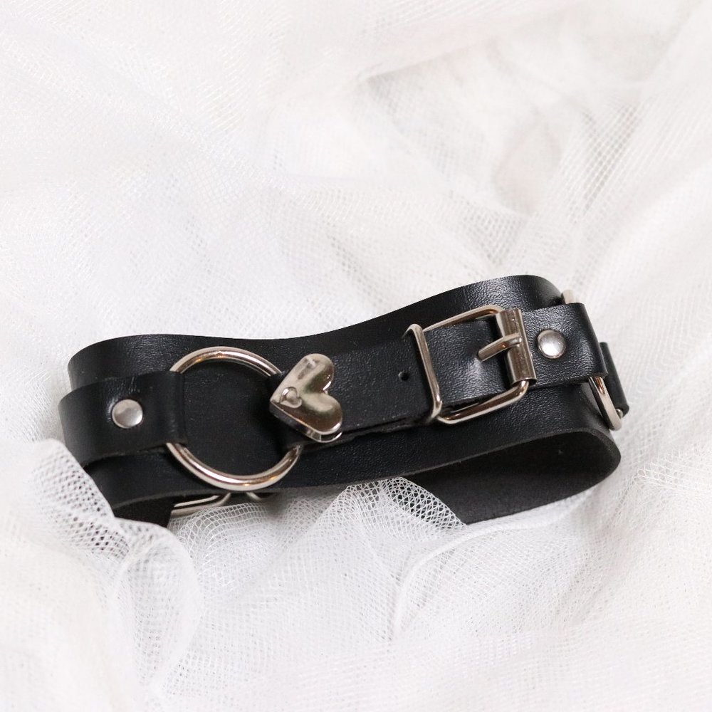 Black Leather Silver Heart Choker Necklace Women